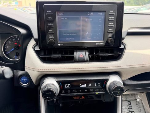 Used 2022 Toyota RAV4 XLE w/ Convenience Package AWD/4WD image 37