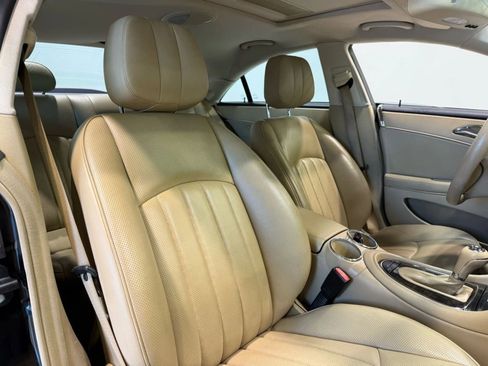 Used 2009 Mercedes-Benz CLS 550 image 25