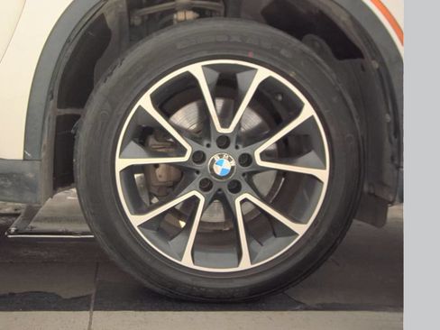Used 2017 BMW X5 xDrive35i AWD/4WD image 14