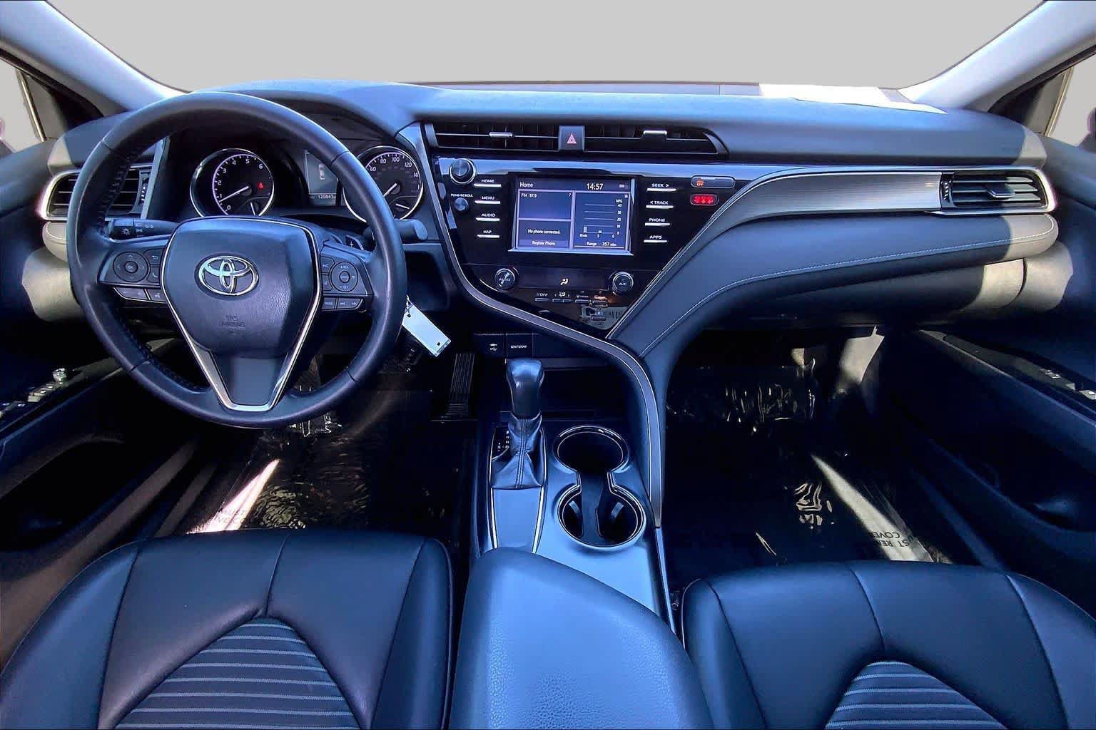 Used 2019 Toyota Camry SE FWD image 15