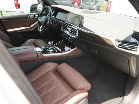 Used 2023 BMW X5 xDrive40i w/ Premium Package AWD/4WD image 18
