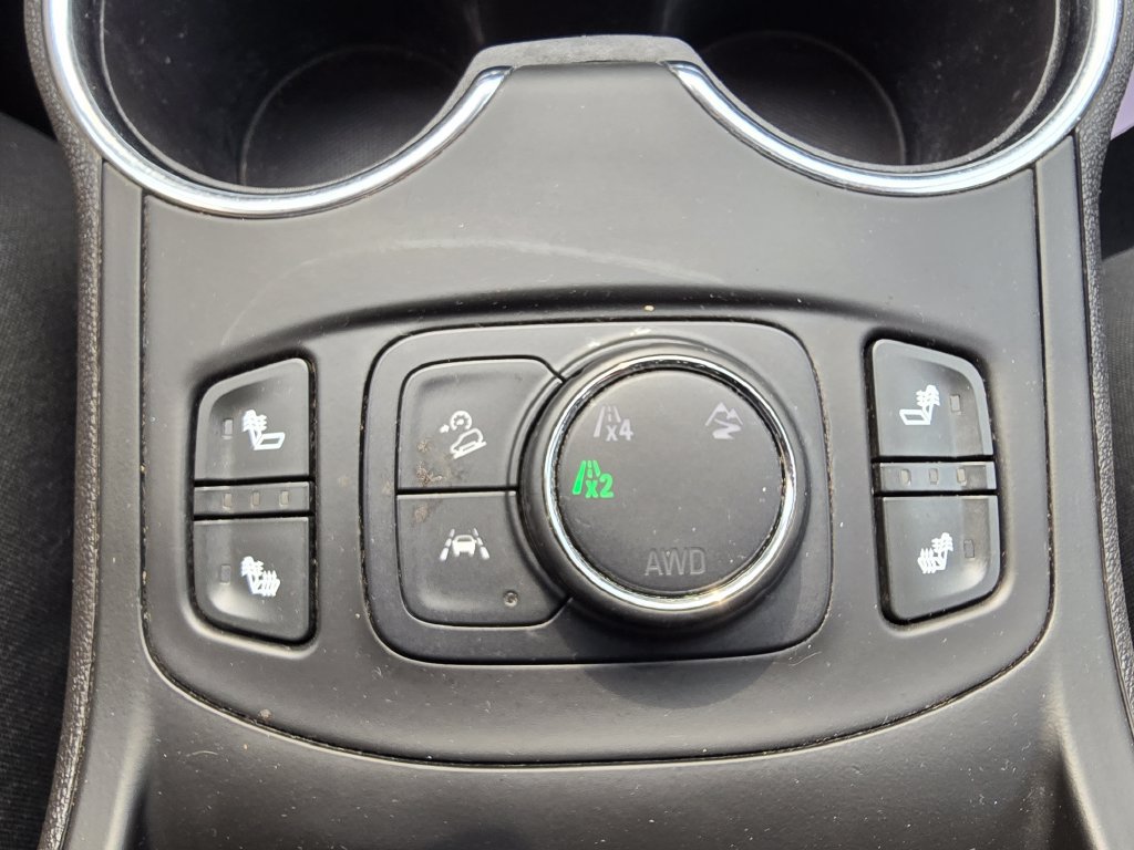 Used 2024 GMC Terrain SLT w/ Elevation Edition AWD/4WD image 35