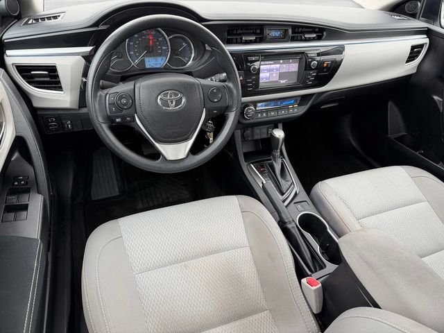 Certified 2016 Toyota Corolla LE FWD image 33