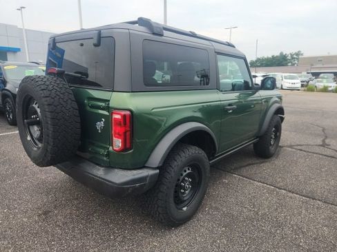 Used 2022 Ford Bronco Black Diamond AWD/4WD image 2