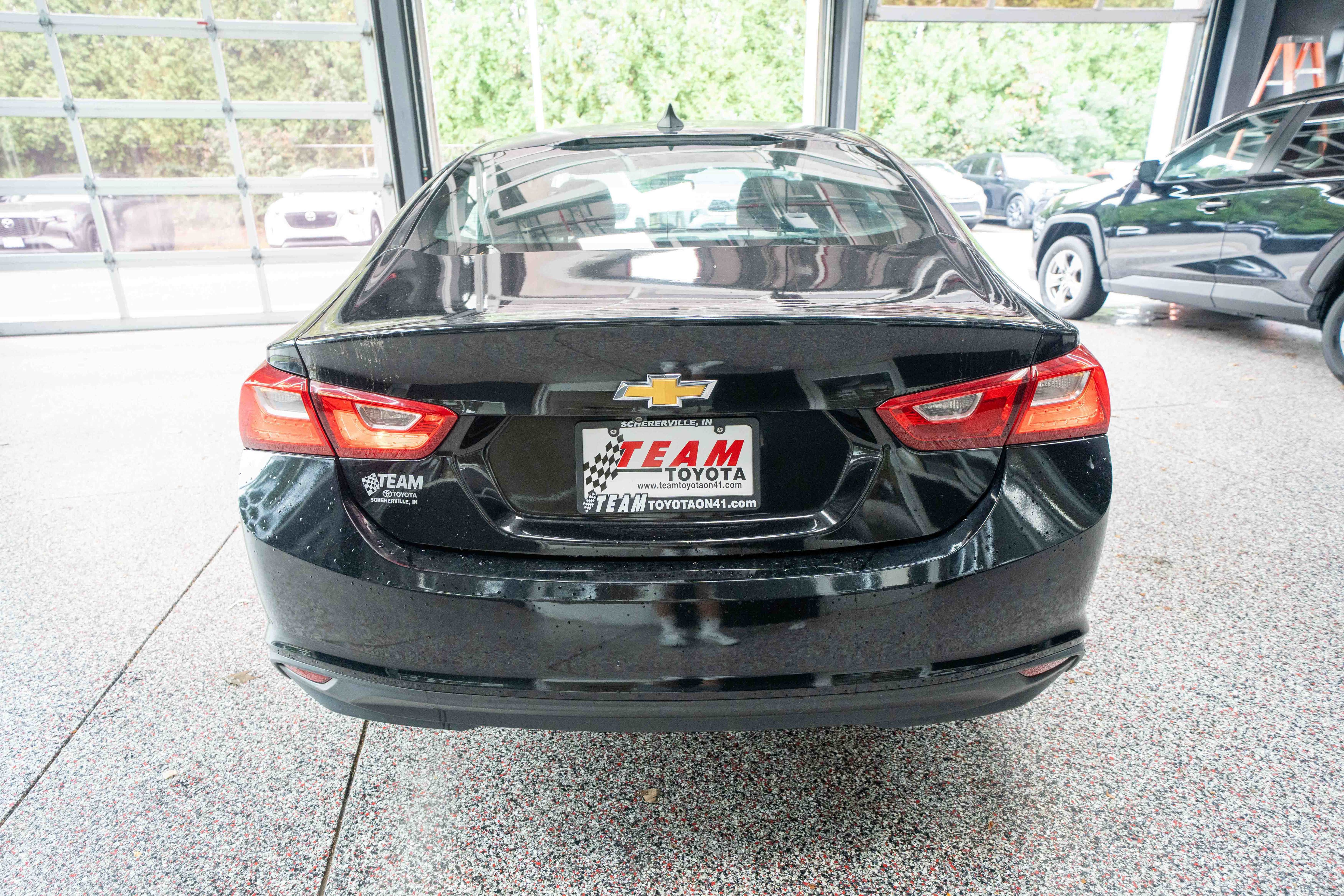 Used 2017 Chevrolet Malibu LS FWD image 3