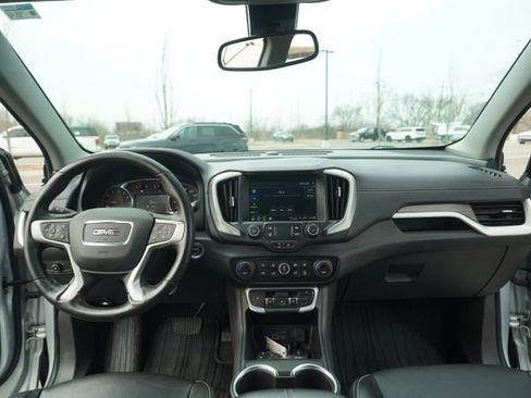 Used 2022 GMC Terrain SLT image 26