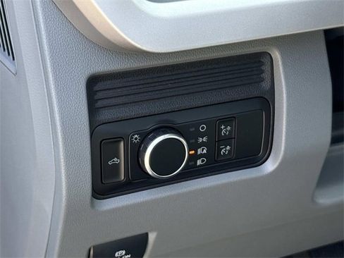 New 2026 Ford F250 XL image 19