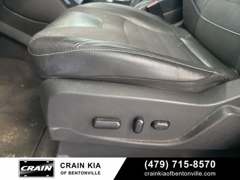 Used 2013 Ford Escape Titanium w/ Parking Technology Pkg AWD/4WD image 20