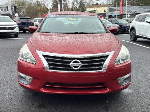 Used 2015 Nissan Altima 2.5 S w/ Special Edition Package image 2