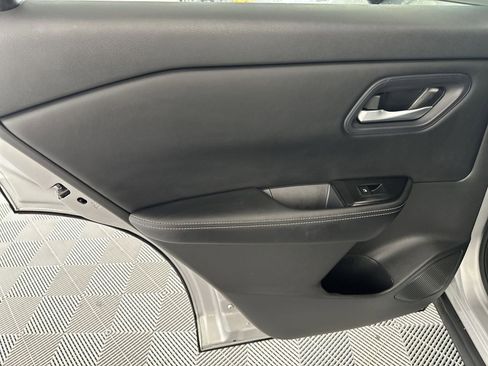 Certified 2024 Nissan Rogue SV AWD/4WD image 30