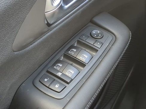 New 2026 Chrysler Voyager LX FWD image 28