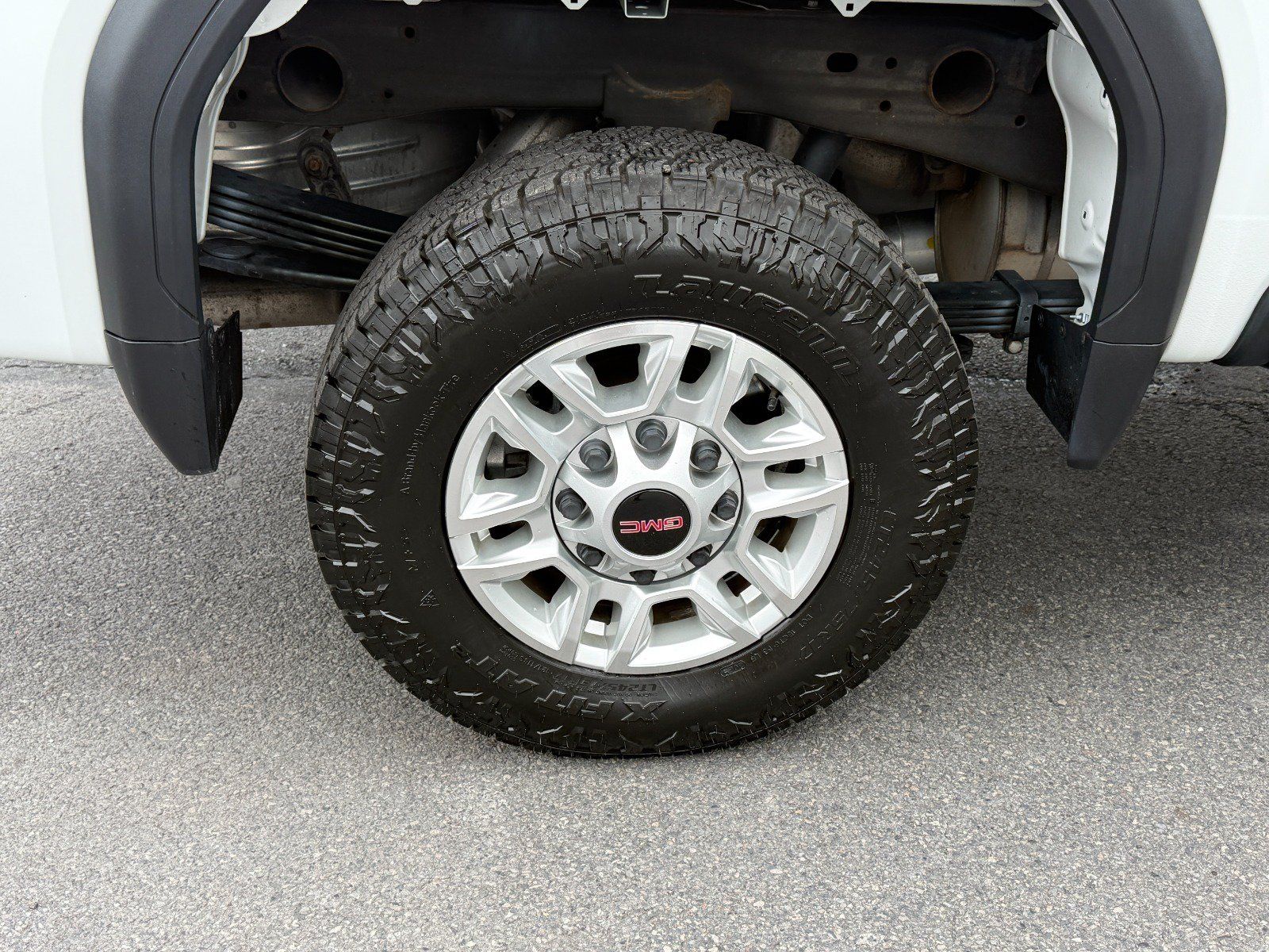 Used 2024 GMC Sierra 2500 SLE w/ SLE Convenience Package AWD/4WD image 11