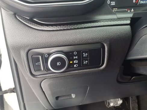 Used 2024 Ford Explorer ST-Line w/ Class IV Trailer Tow Package image 16