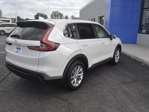 Used 2024 Honda CR-V EX image 7