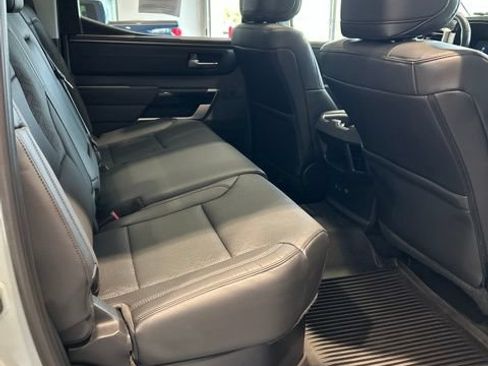 Used 2024 Toyota Tundra Limited AWD/4WD image 17