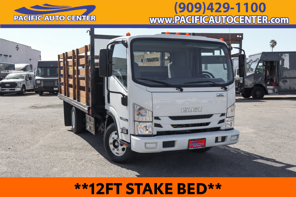 Used 2021 Isuzu NPR RWD image 1