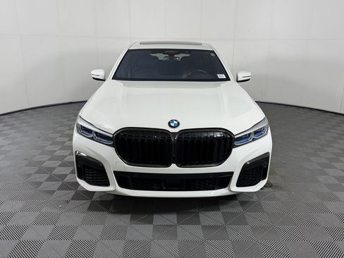 Used 2020 BMW M760i xDrive w/ Luxury Rear Seating Package image 6