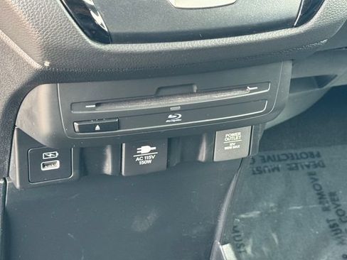Used 2023 Honda Odyssey Touring image 24