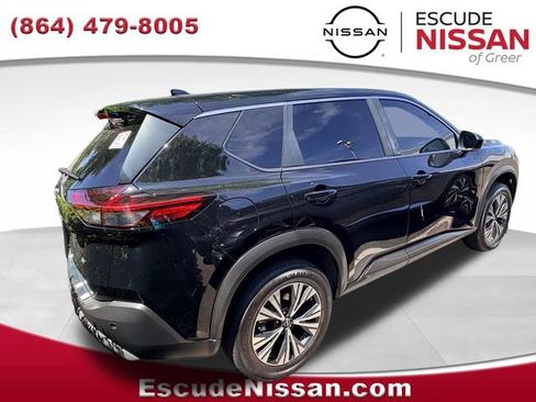 Certified 2023 Nissan Rogue SV FWD image 5
