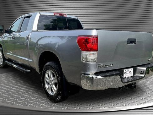 Used 2010 Toyota Tundra 4x4 Double Cab image 4
