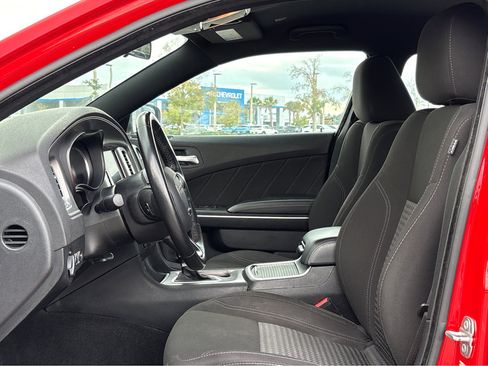 Used 2023 Dodge Charger SXT image 15