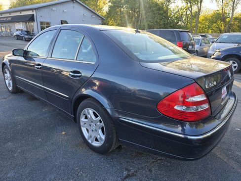 Used 2005 Mercedes-Benz E 320 4MATIC Sedan image 7