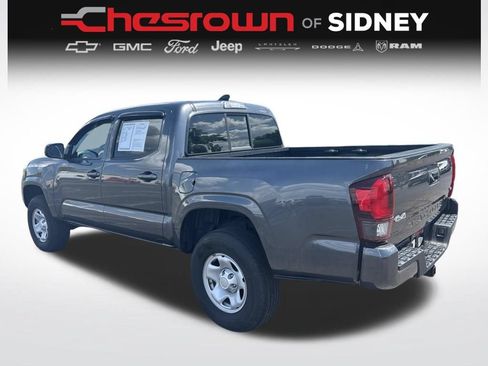 Used 2021 Toyota Tacoma SR AWD/4WD image 3