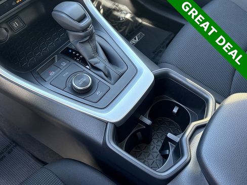 Used 2025 Toyota RAV4 LE image 21