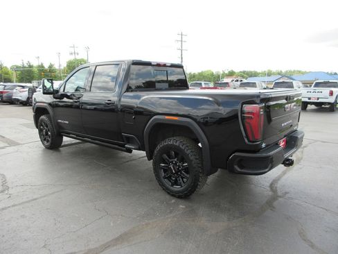 Certified 2024 GMC Sierra 3500 AT4 w/ AT4 Premium Plus Package AWD/4WD image 11
