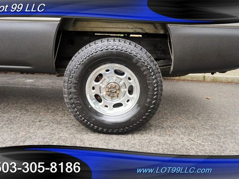 Used 2003 Chevrolet Silverado 2500 LT image 36