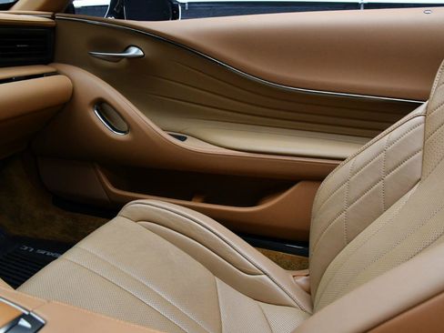 Used 2021 Lexus LC 500 Convertible w/ Touring Package RWD image 37