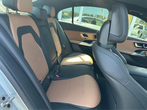 Used 2025 Mercedes-Benz E 53 AMG e 4MATIC Sedan image 12