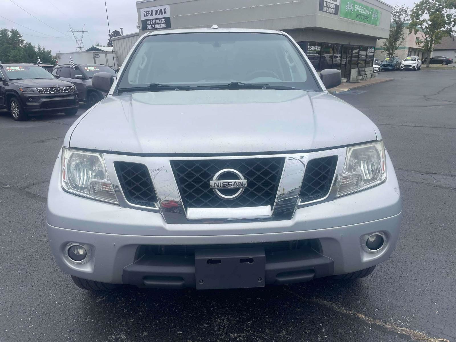 Used 2016 Nissan Frontier SV w/ SV Value Truck Package AWD/4WD image 2