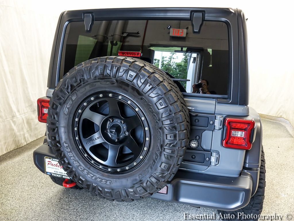 Used 2018 Jeep Wrangler Unlimited Rubicon AWD/4WD image 6