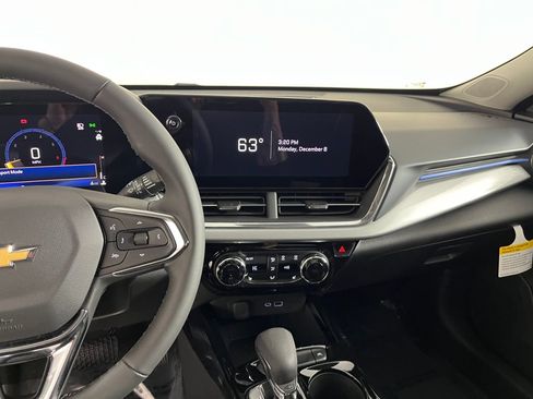 New 2026 Chevrolet Trax LT image 19