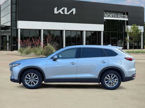 Used 2018 MAZDA CX-9 Touring w/ Touring Premium Package FWD image 6