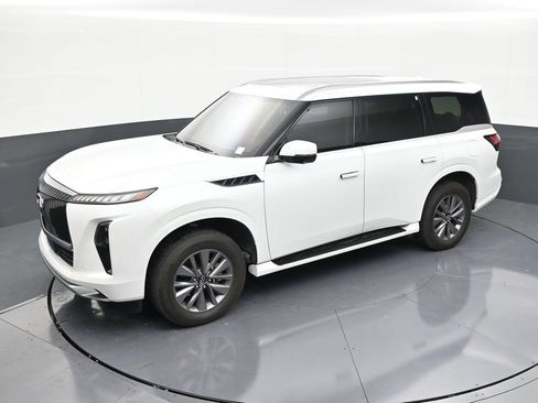Used 2025 INFINITI QX80 Pure AWD/4WD image 13