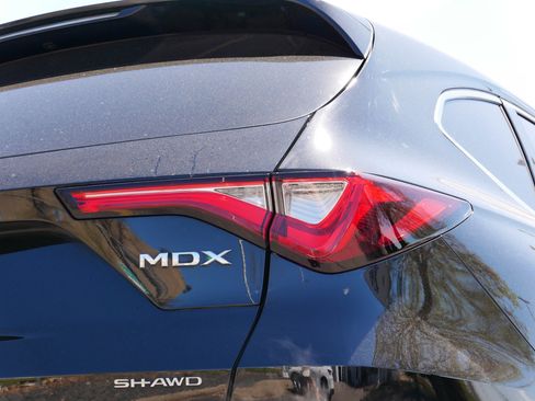 Used 2024 Acura MDX SH-AWD w/ Technology Package image 18