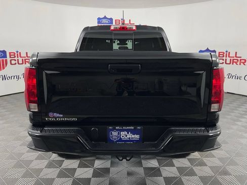 Used 2023 Chevrolet Colorado Trail Boss AWD/4WD image 4