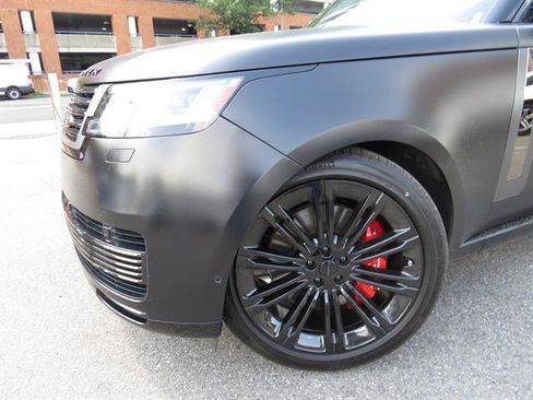 Used 2026 Land Rover Range Rover SV AWD/4WD image 23
