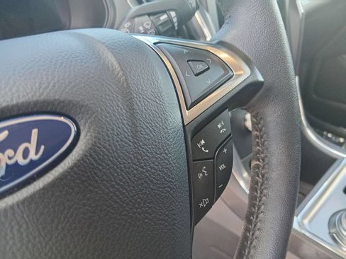 Used 2023 Ford Edge Titanium AWD/4WD image 29