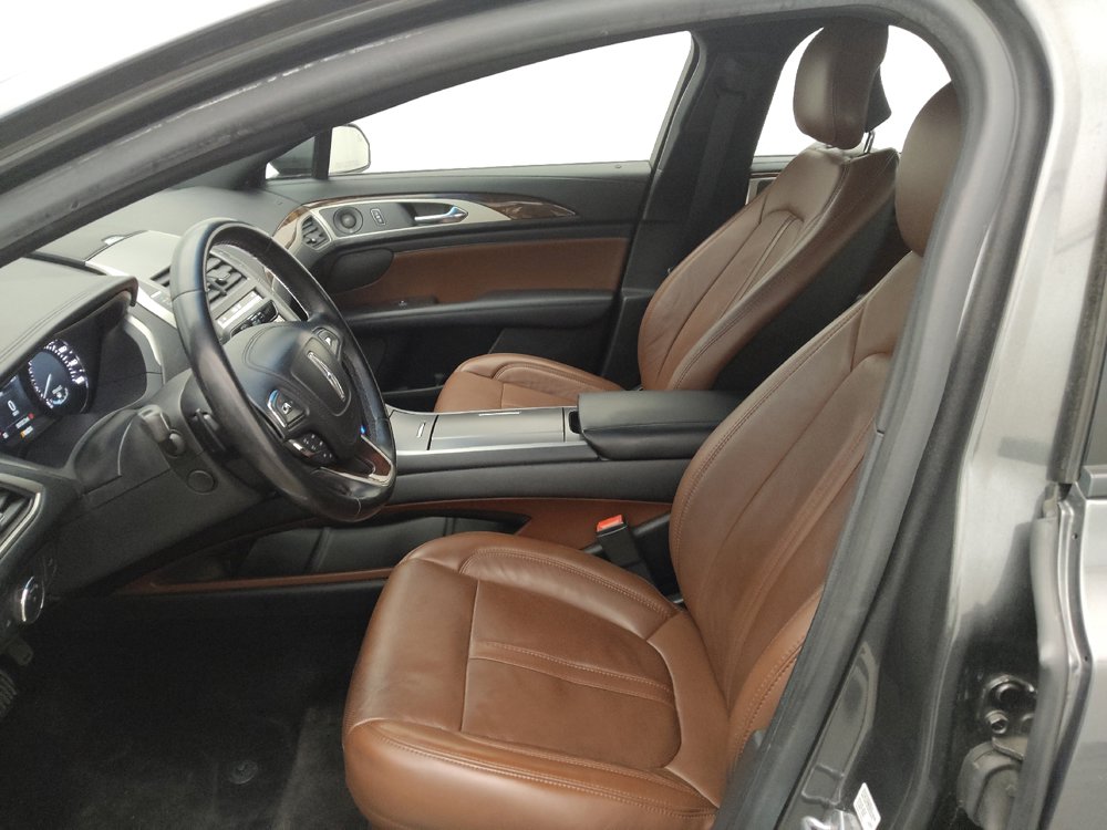 Used 2018 Lincoln MKZ Reserve FWD image 17