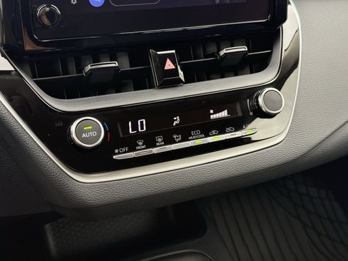 Used 2024 Toyota Corolla LE image 22