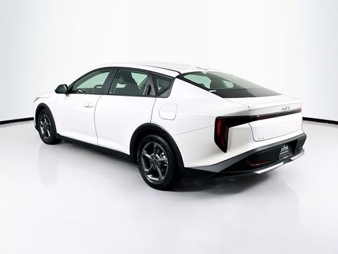 Used 2025 Kia K4 LXS image 5