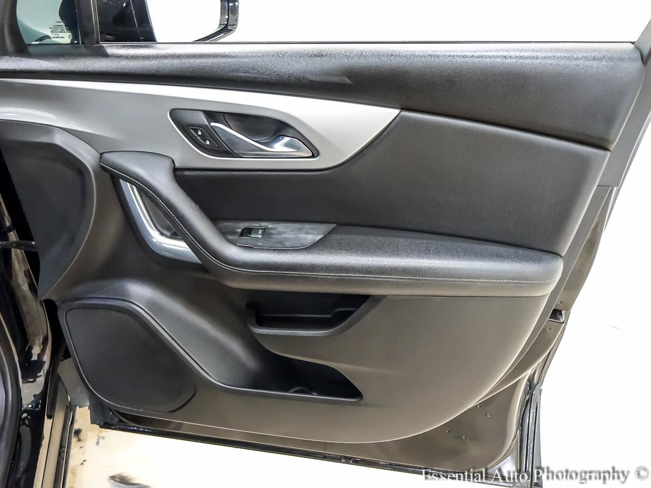 Used 2021 Chevrolet Blazer LT FWD image 28