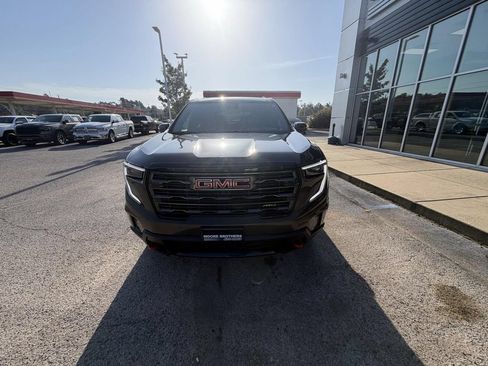 Used 2024 GMC Acadia AT4 w/ Luxury Package AWD/4WD image 6