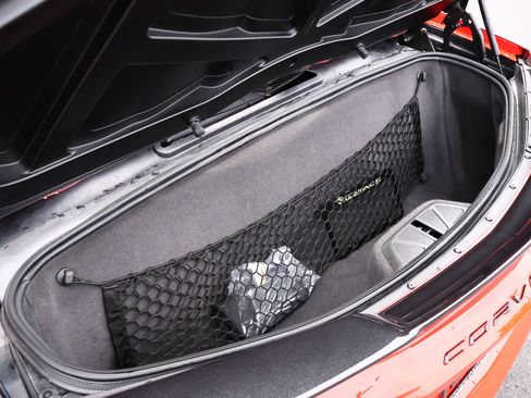 Used 2023 Chevrolet Corvette Stingray Premium Conv w/ Z51 Performance Package RWD image 31