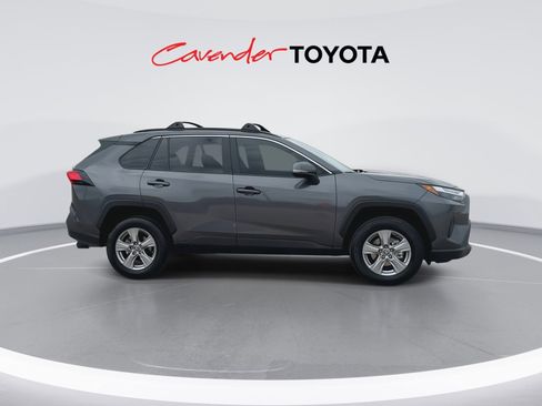 Used 2025 Toyota RAV4 XLE FWD image 9