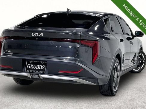 Used 2025 Kia K4 EX FWD image 2