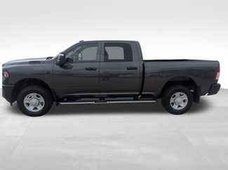 Used 2024 RAM 3500 Tradesman AWD/4WD video 3